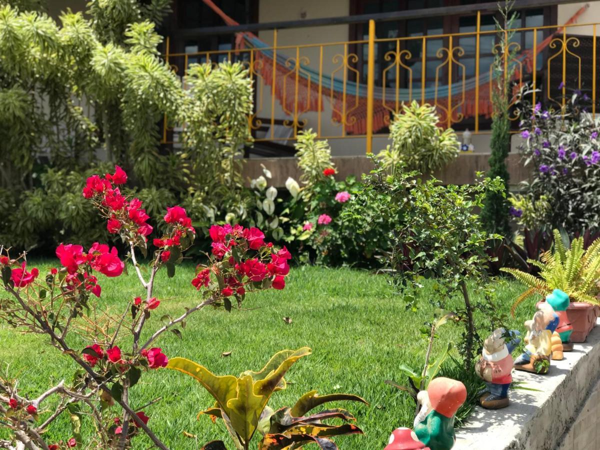 Gravata em Condomínio LINDO - Casa com 200m com 4 QTS e 5 WC Exterior foto